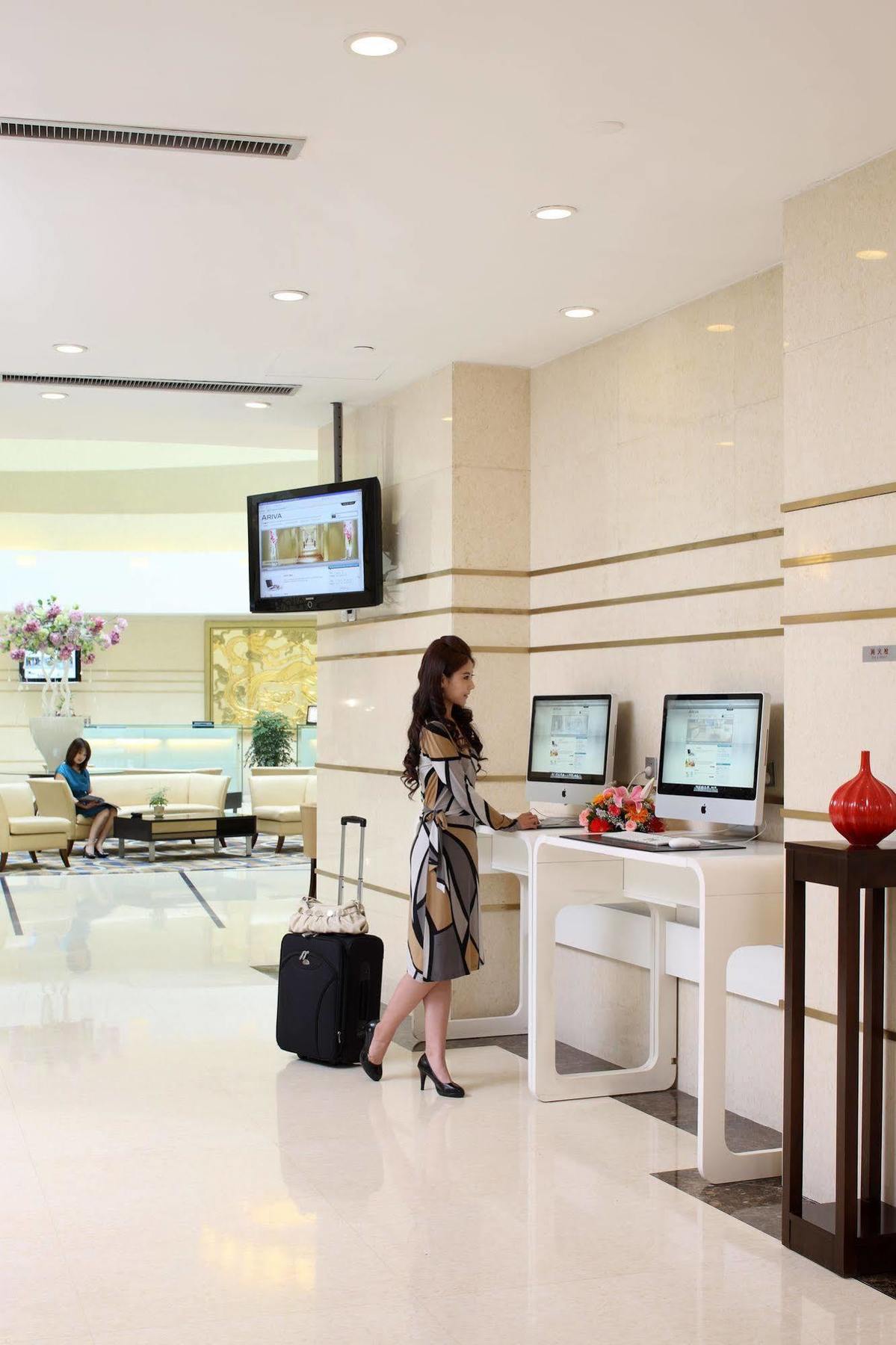 Ariva Beijing West Hotel מראה חיצוני תמונה